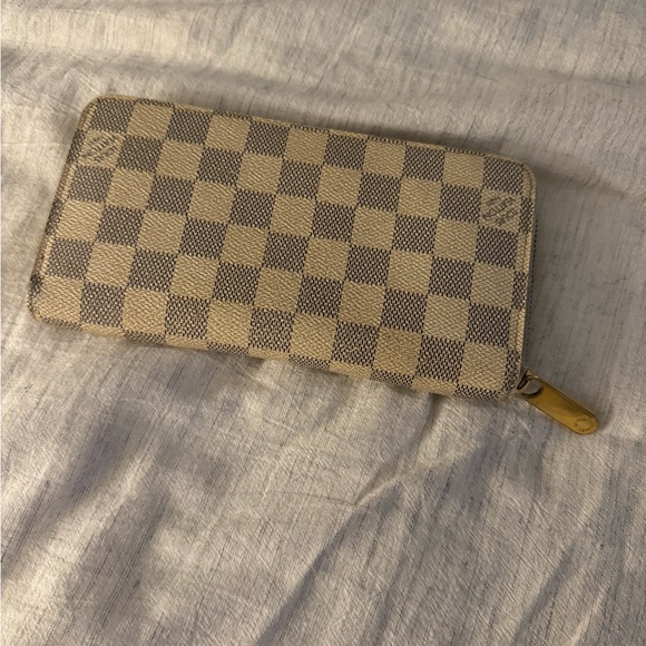 Louis Vuitton Damier Azu Zippy Wallet - Picture 2 of 6